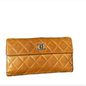 Chanel Wallet on Chain